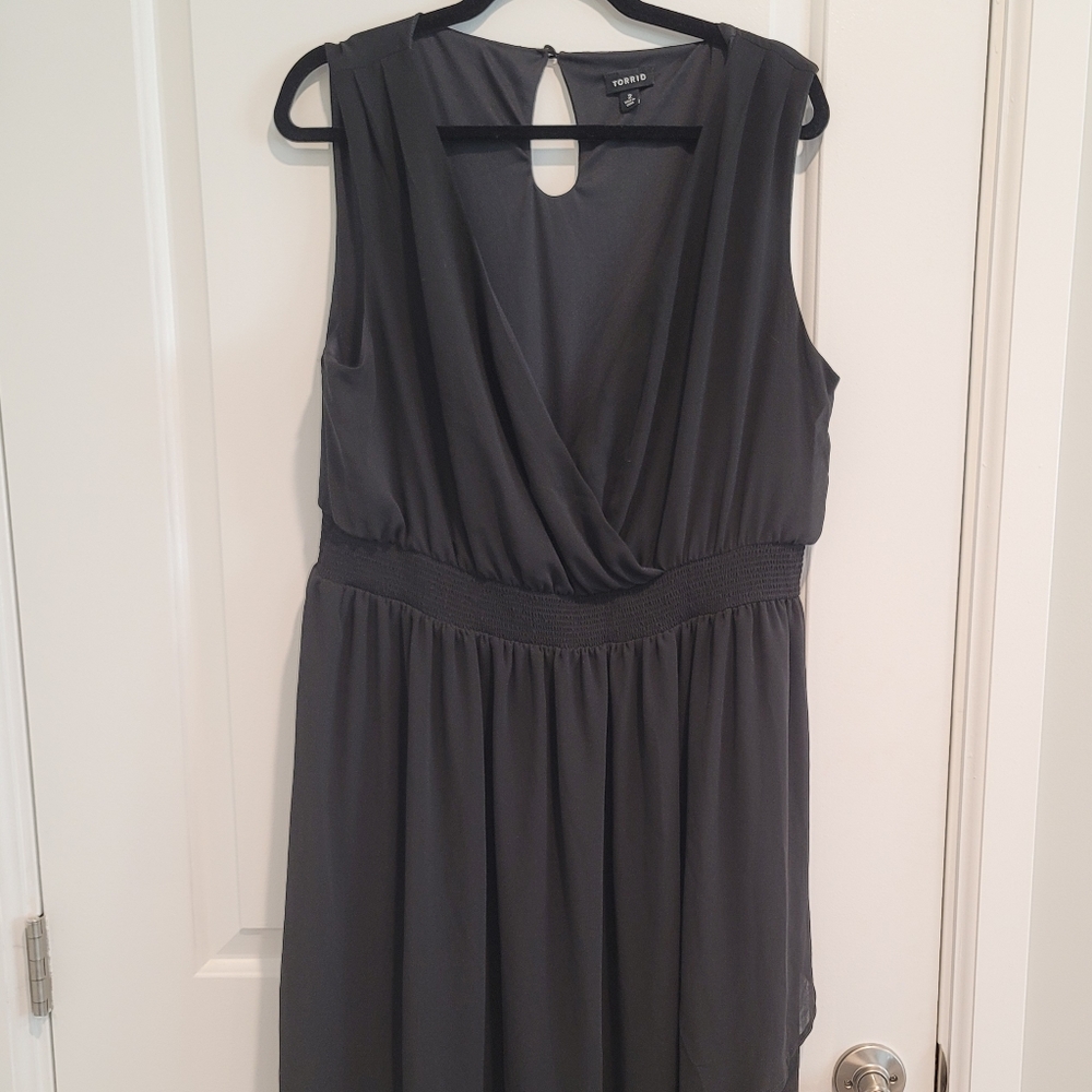 Torrid Black V Neck Maxi Dress Size 2